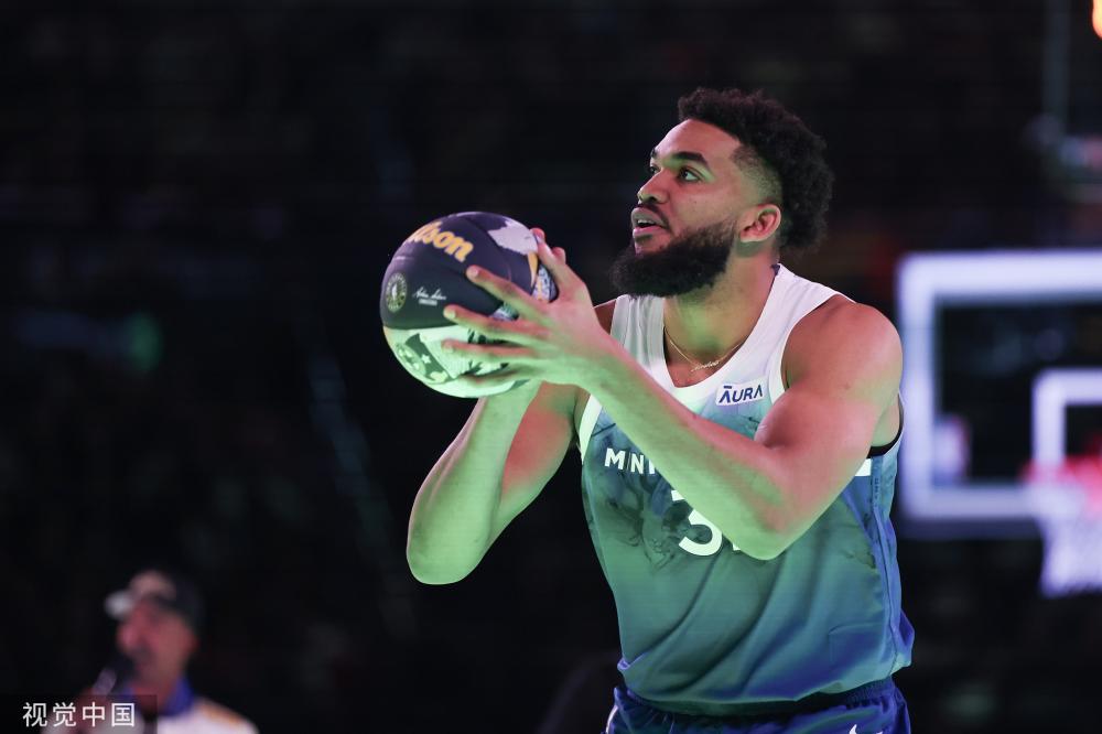 的赛事中受 的赛事中受